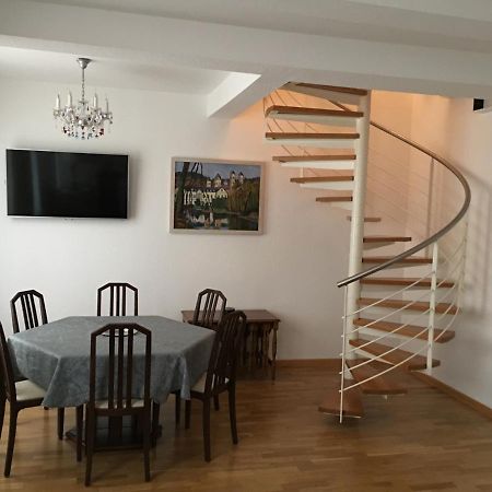 Appartment Am Rathaus Baden-Baden Esterno foto