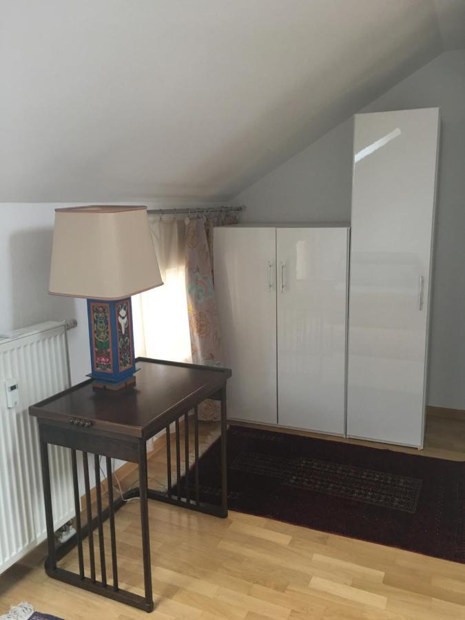 Appartment Am Rathaus Baden-Baden Esterno foto